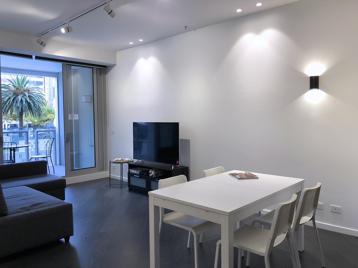 Pride Fawkner St Kilda Rd With Gym & Pool Apartment เมลเบิร์น ภายนอก รูปภาพ