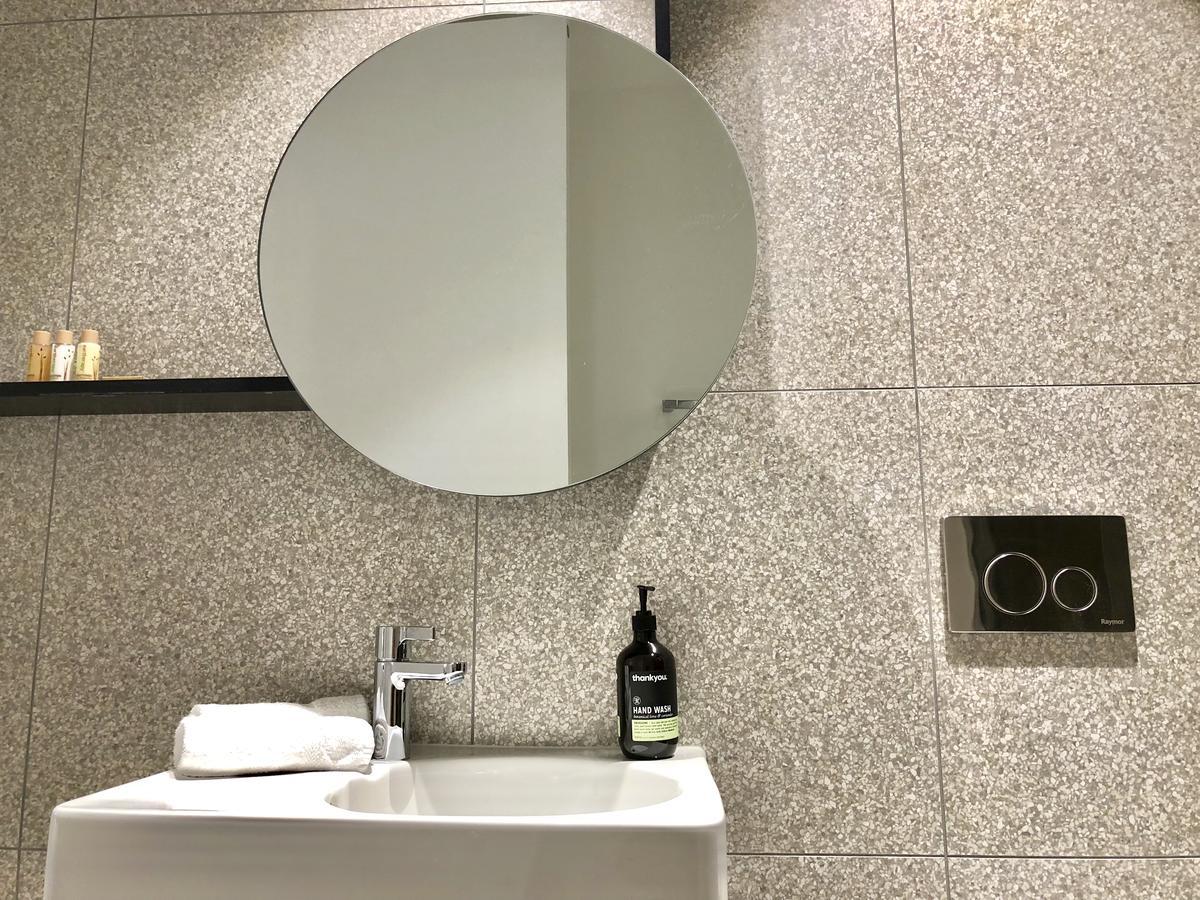 Pride Fawkner St Kilda Rd With Gym & Pool Apartment เมลเบิร์น ภายนอก รูปภาพ